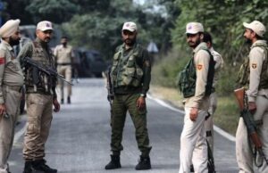 कश्मीर के 5 जिलों में पुलिस का सर्च ऑपरेशन