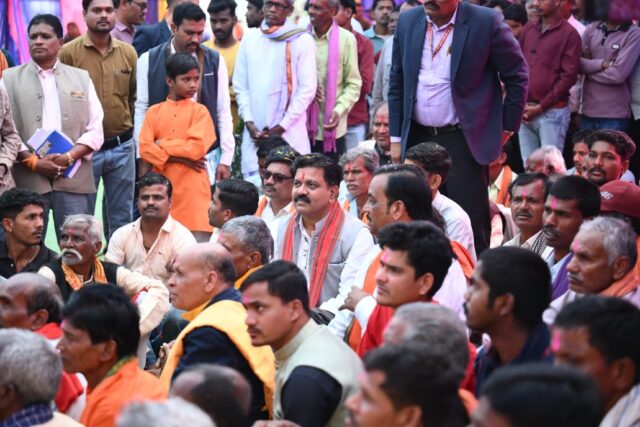 1764595199_7c60440c1575bb4a4e27