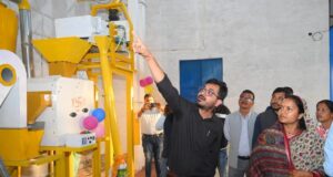 महिला सशक्तिकरण और कुपोषण मुक्ति के लिए 6 जिले के 42 स्व-सहायता समूह को रेडी-टू-ईट निर्माण एवं वितरण का कार्य