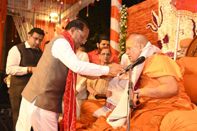 1771348776_5bbeaf8afbb392390bd4