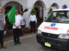 राज्यपाल डेका ने निरामय आरोग्य संस्थान को सौंपी एम्बुलेंस की चाबी