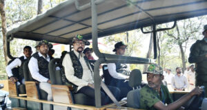 राज्यपाल रमेन डेका ने किया अचानकमार टाइगर रिजर्व का दौरा