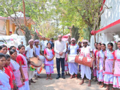 राज्यपाल रमेन डेका सोगड़ा आश्रम पहुंचे मां काली की पूजा अर्चना कर प्रदेशवासियों की सुख समृद्धि और खुशहाली की कामना की