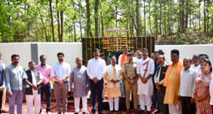 कृषि मंत्री ने वन शहीद स्मारक का किया लोकार्पण