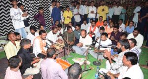 नवरात्रि पर उप मुख्यमंत्री विजय शर्मा ने पिपरिया में विभिन्न दुर्गा उत्सव समितियों के पंडालों में पहुंचकर की पूजा-अर्चना