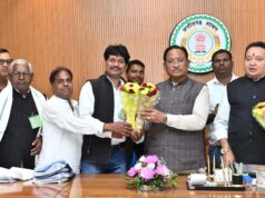 मुख्यमंत्री से सतनाम पंथ के पदाधिकारियों ने की सौजन्य मुलाकात