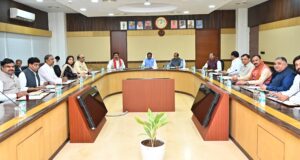 मुख्यमंत्री विष्णु देव साय की अध्यक्षता में आज यहां मंत्रालय महानदी भवन में आयोजित कैबिनेट की बैठक में महत्वपूर्ण निर्णय लिए गए