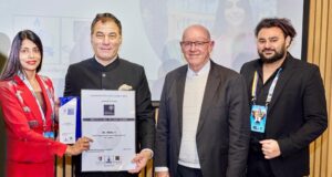 डॉ. मिड्डू को यू.के. यूनिवर्सिटी ऑफ ऑक्सफोर्ड द्वारा किया गया सम्मान