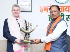 मुख्यमंत्री विष्णु देव साय से आस्ट्रेलिया के महावाणिज्य दूत बर्नार्ड लिंच ने की सौजन्य मुलाकात