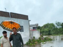पहली बारिश में नगरवासियों की समस्याओं के बीच पहुंचे नपा अध्यक्ष ईश्वर सिंह ठाकुर, अधिकारियों को दिए तत्काल समाधान के निर्देश