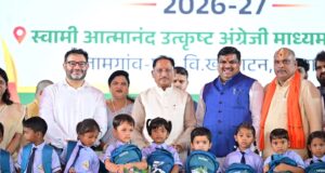 मुख्यमंत्री विष्णुदेव साय ने नवप्रवेशी बच्चों का किया आत्मीय स्वागत