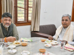 कर्नाटक संकट को हल कर रही कांग्रेस, सिद्धारमैया और डीके शिवकुमार कल फिर ब्रेकफास्ट पर मिलेंगे