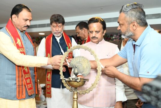 रींवा-रायपुर हवाई सेवा से बढ़ेगी विकास की रफ्तार: उपमुख्यमंत्री राजेन्द्र शुक्ल