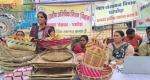 आत्मनिर्भरता की मिसाल बनीं ग्रामीण महिलाएं