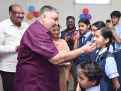 बेटियों के सपनों को मिली नई उड़ान, शाला प्रवेश उत्सव में शामिल हुए पर्यटन एवं संस्कृति मंत्री राजेश अग्रवाल