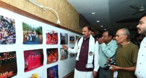 स्वास्थ्य मंत्री श्री श्याम बिहारी जायसवाल ने किया दृश्य संवाद 2026 का शुभारंभ