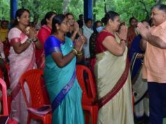 रामगढ़ में मितानिन बहनों से पर्यटन एवं संस्कृति मंत्री ने किया आत्मीय संवाद, समस्याओं और आवश्यकताओं की ली जानकारी