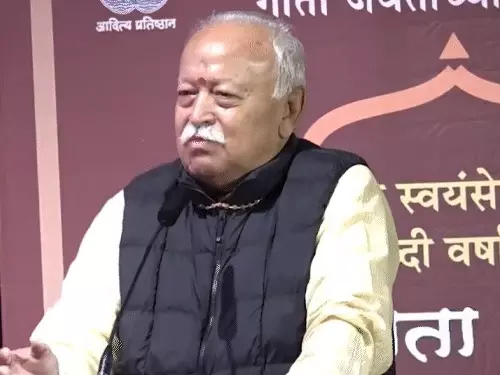 राष्ट्रीय स्वयंसेवक संघ (RSS) के प्रमुख मोहन भागवत ने सोमवार को कहा कि विश्व मंच पर प्रधानमंत्री नरेंद्र मोदी की बात ध्यान से सुनी जाती