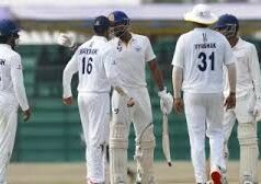 रणजी फाइनल में बवाल! जम्मू-कश्मीर के कप्तान ने कर्नाटक के फील्डर को मारा सिर, मयंक ने किया बीच बचाव